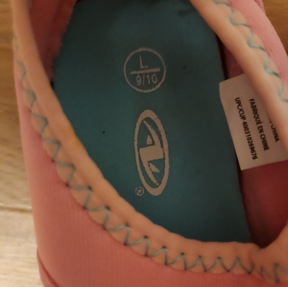 ATHLETIC WORKS | Water shoes - Picture 4 of 5